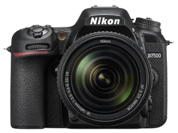 Nikon D7500 + AF-S DX 18-140mm f/3.5-5.6G ED VR