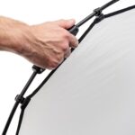 Lastolite LL LR3331 HaloCompact Plus Reflector 98cm Silver/White - Image 3